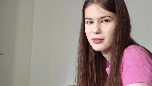 Сама соблазнила парня на приятный секс